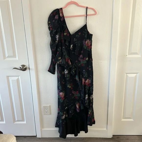 AMUR Pasqualena One Shoulder Dress - Picture 6 of 10